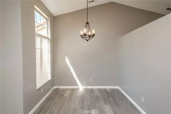 Victorville, CA 92392,12851 Boulder Creek Road