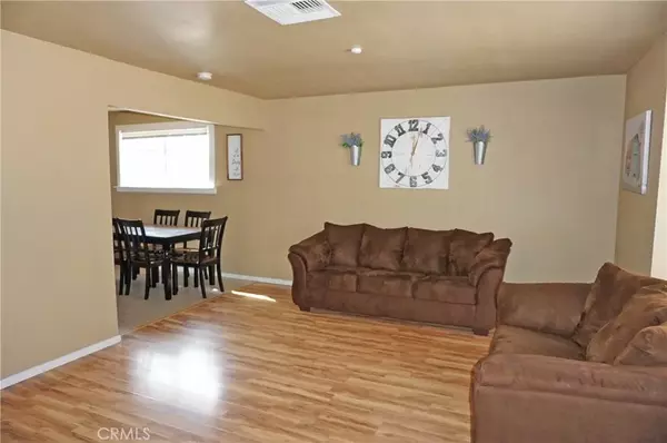 Yermo, CA 92398,37905 Grand View Avenue