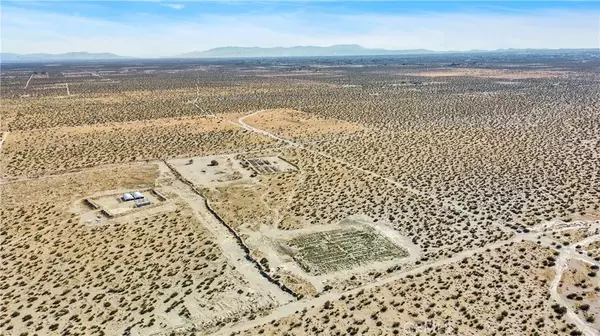 Pinon Hills, CA 92372,15745 Silver Rock