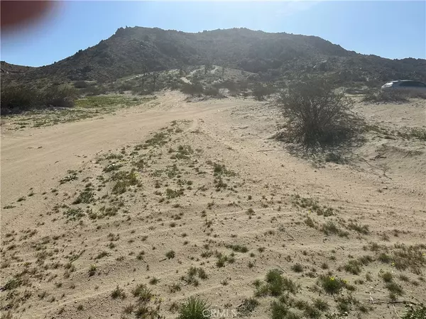 0 Egert, El Mirage, CA 92301