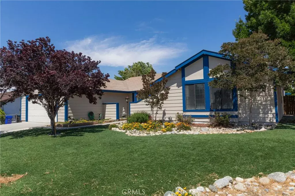 Victorville, CA 92392,12513 Petaluma Road