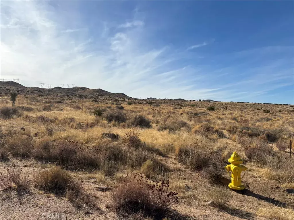 Apple Valley, CA 92308,20 Luna Mountain