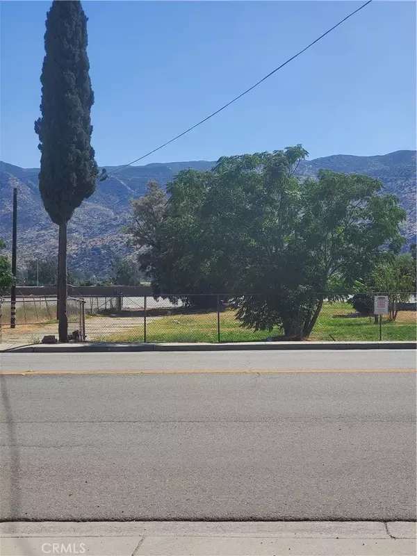 Banning, CA 92220,1396 Ramsey