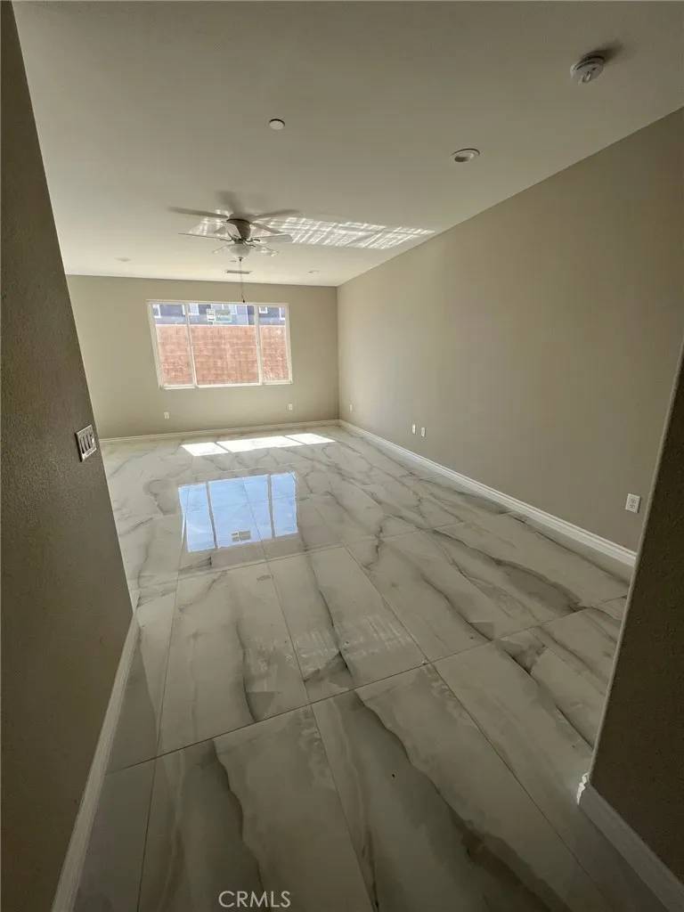 Hesperia, CA 92344,8507 Stockton Avenue