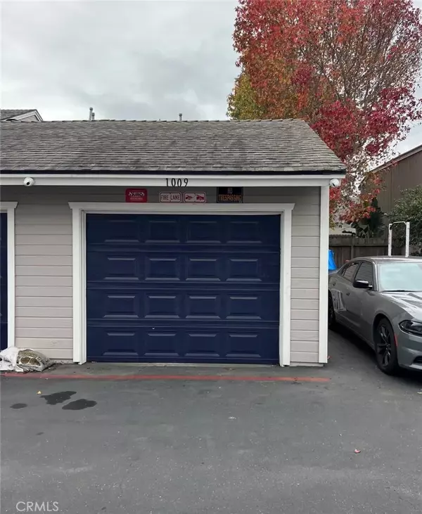 Lompoc, CA 93436,1009 W Walnut Avenue