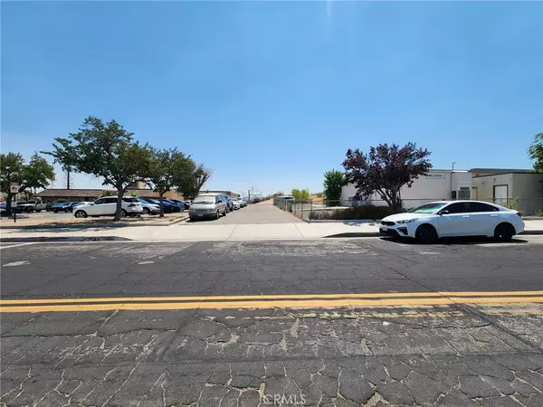 Victorville, CA 92395,15243 11th