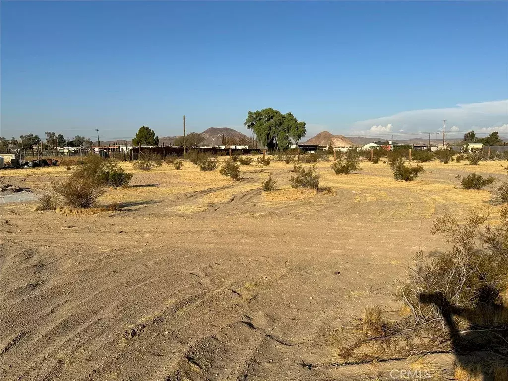 Yermo, CA 92398,35400 Silver