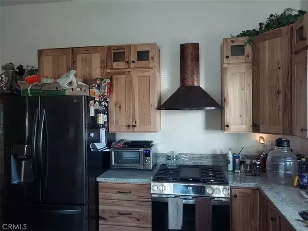 Oak Hills, CA 92344,10521 Hollister Road #269