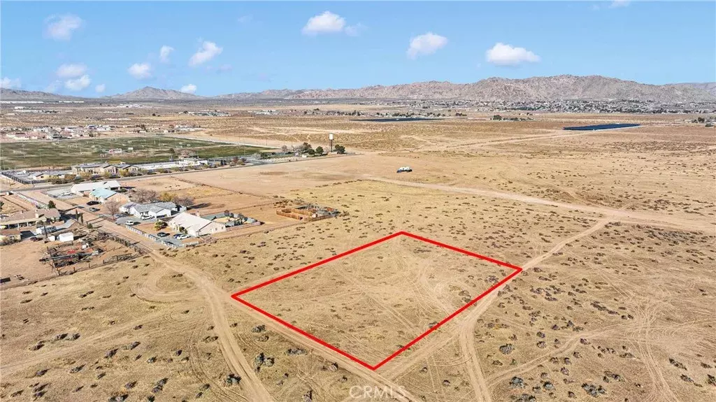 Apple Valley, CA 92307,0 Apache