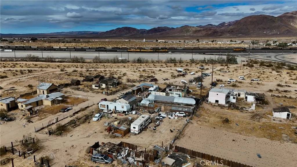 Yermo, CA 92398,733 Athletic Field (NEAR) Road