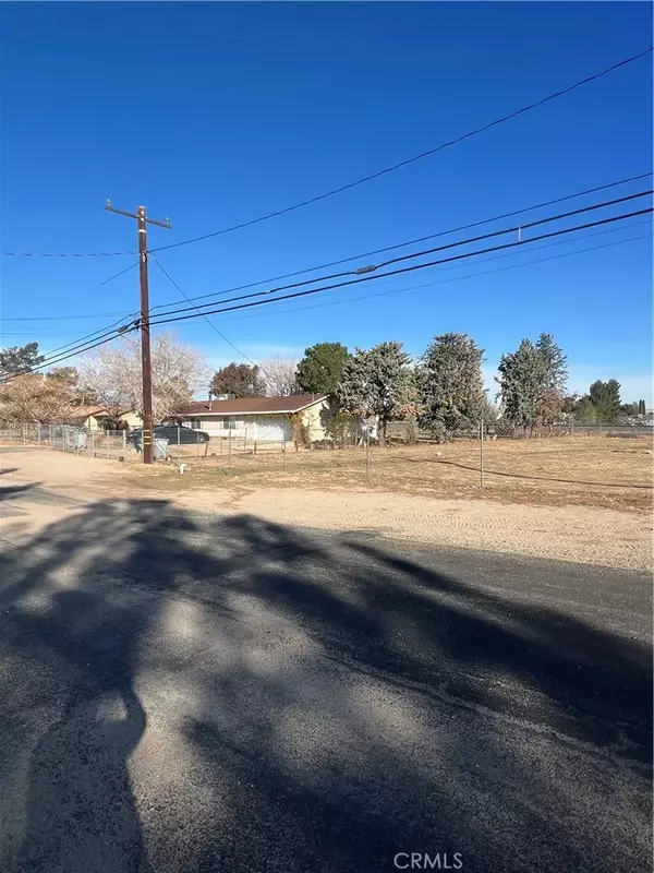 Hesperia, CA 92345,19 Live Oak