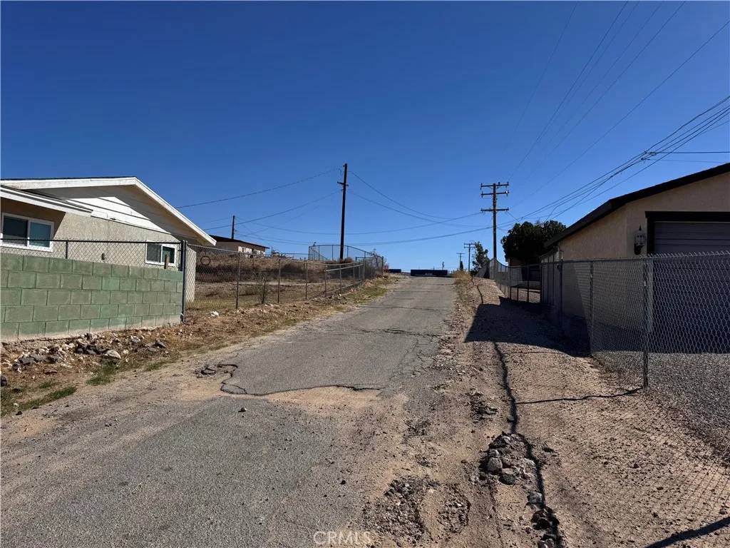 Barstow, CA 92311,25617 Jasper Road