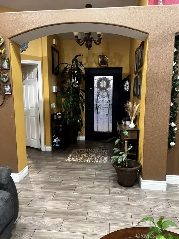 14792 Live Oak Street, Hesperia, CA 92345