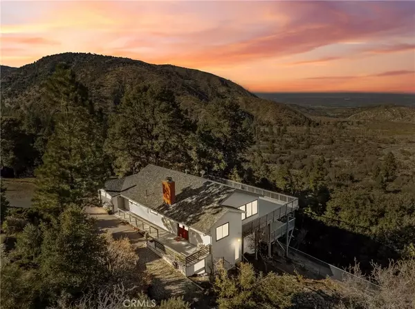 5559 Orchard Drive, Wrightwood, CA 92397
