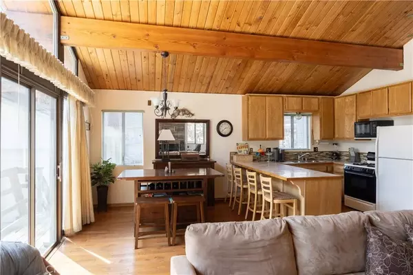 Fawnskin, CA 92333,39576 Red Robin Drive