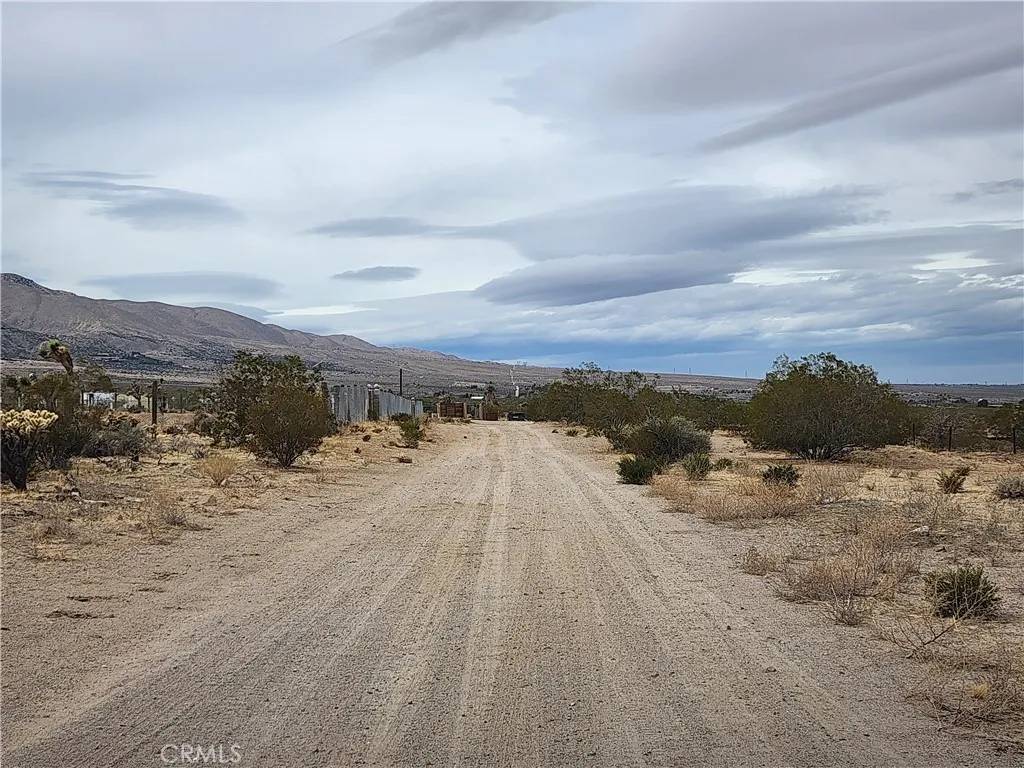 Lucerne Valley, CA 92356,500 Santa Rosa