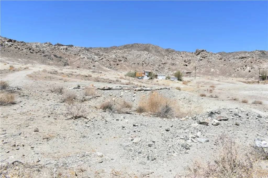 0 Lockhart, Hinkley, CA 92347