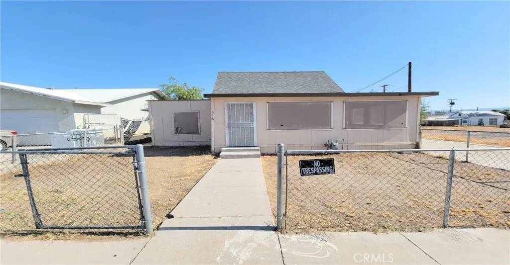 316 Bazoobuth Street, Needles, CA 92363