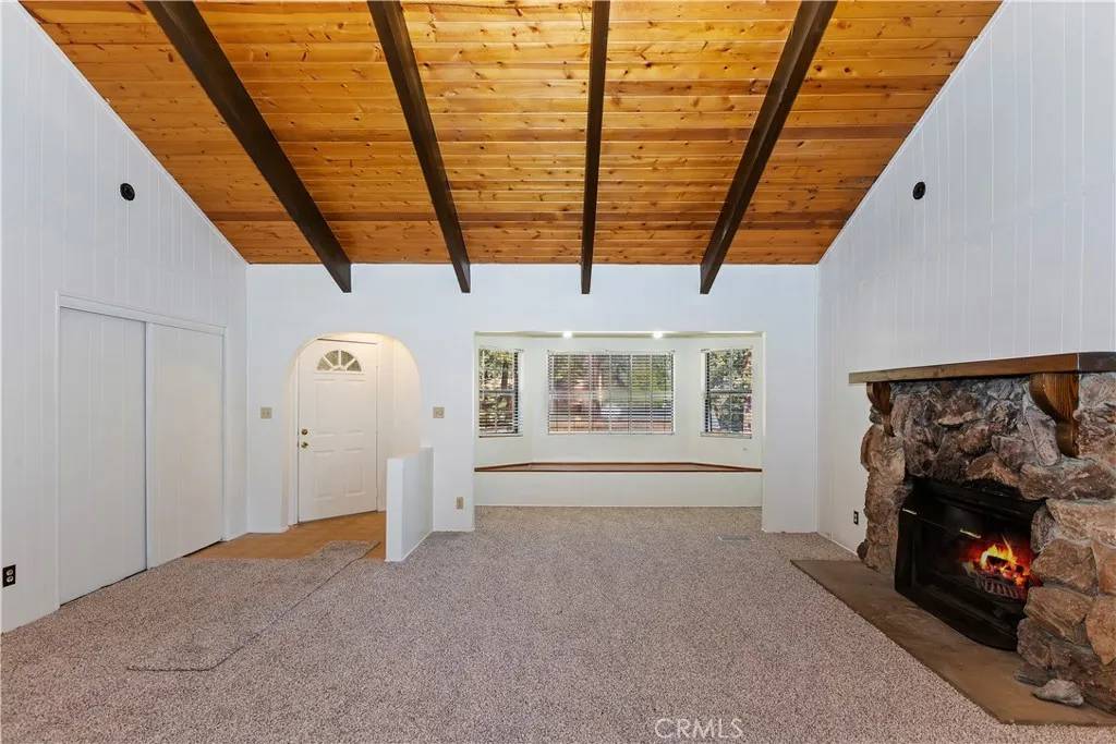 Wrightwood, CA 92397,1721 Sparrow Road