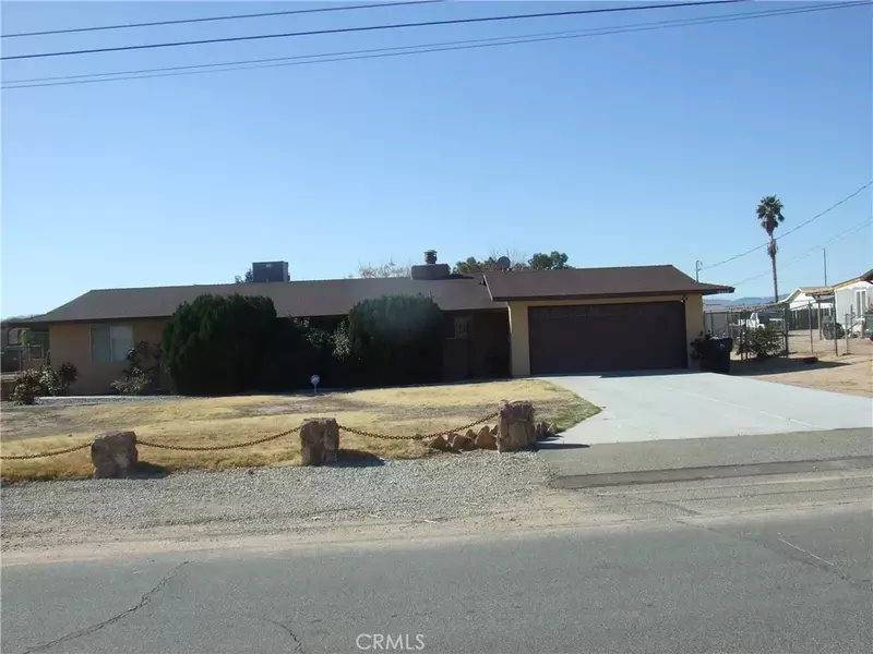 16069 Jasmine Street, Victorville, CA 92395