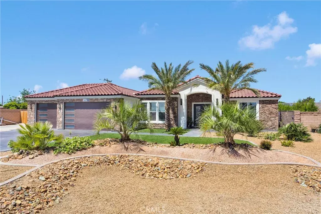 Apple Valley, CA 92307,14258 Crow Road