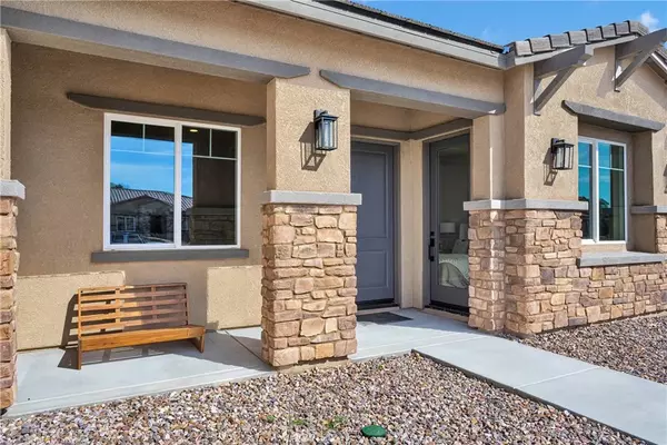 Apple Valley, CA 92308,12961 Davona Dale Road