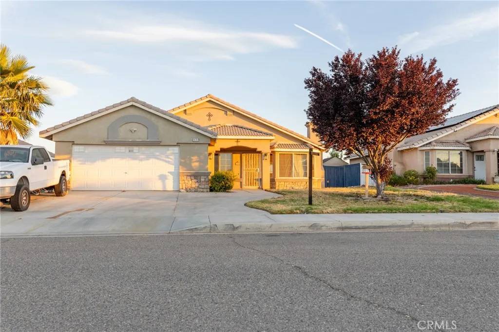 14747 Saguaro Street, Victorville, CA 92394