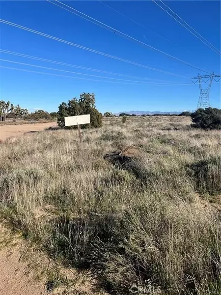 0 Middleton, Phelan, CA 92371