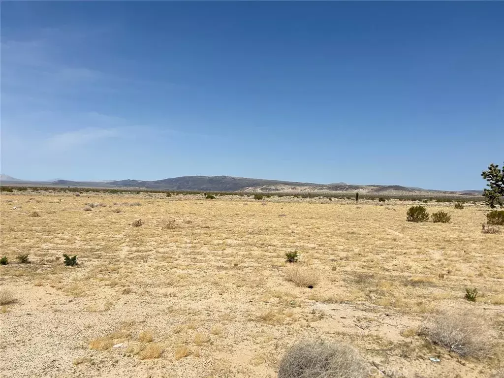 Hinkley, CA 92347,0 County Rd