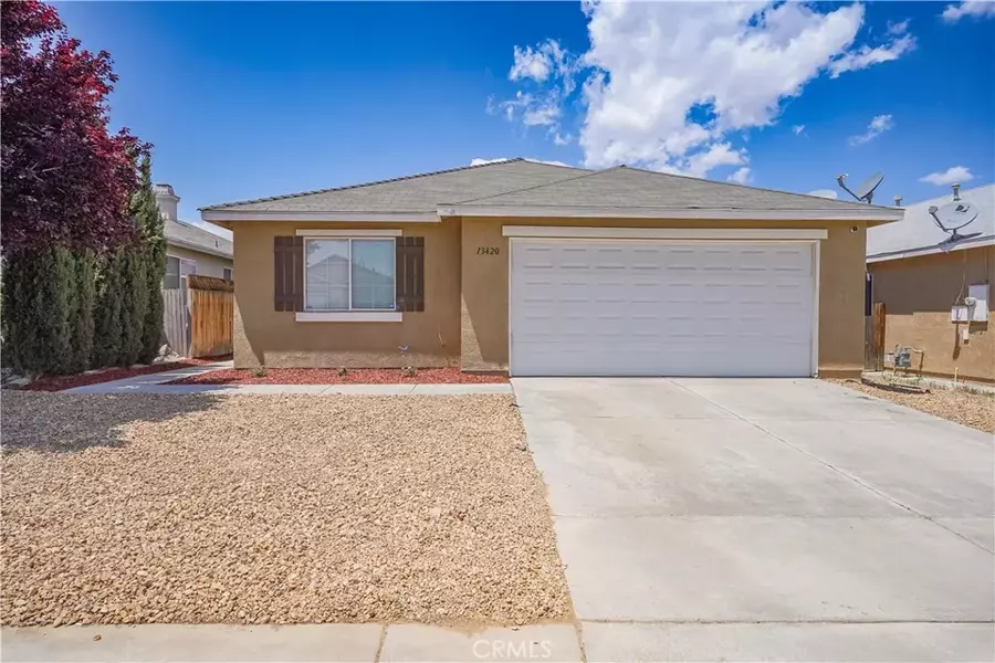 13420 Merry Oaks Street, Victorville, CA 92392