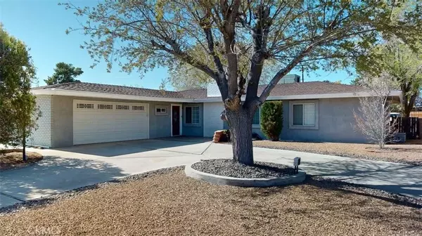 20783 Shawnee Road, Apple Valley, CA 92308
