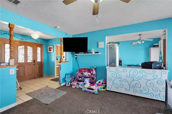 Apple Valley, CA 92307,14230 Kiowa Road