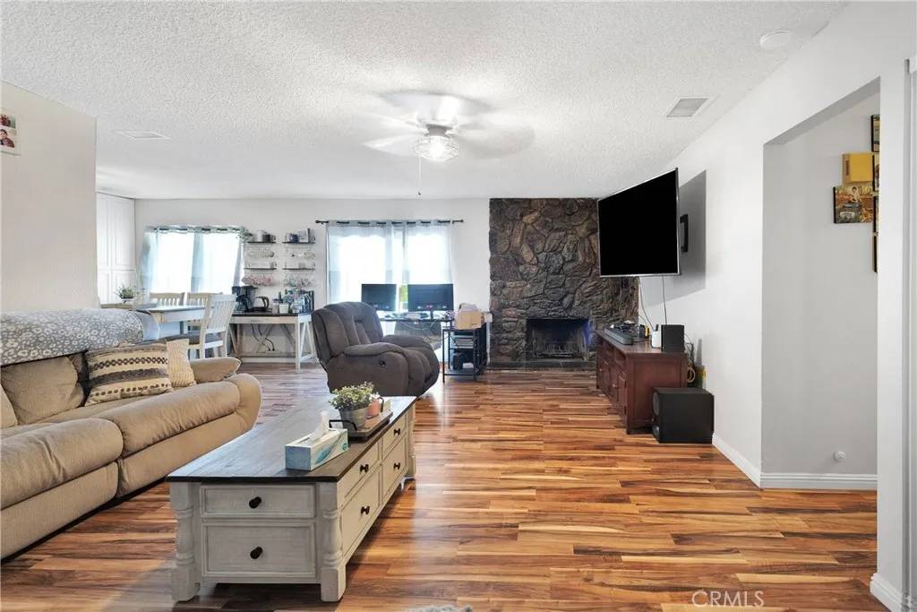 Victorville, CA 92395,16004 Arroyo Drive