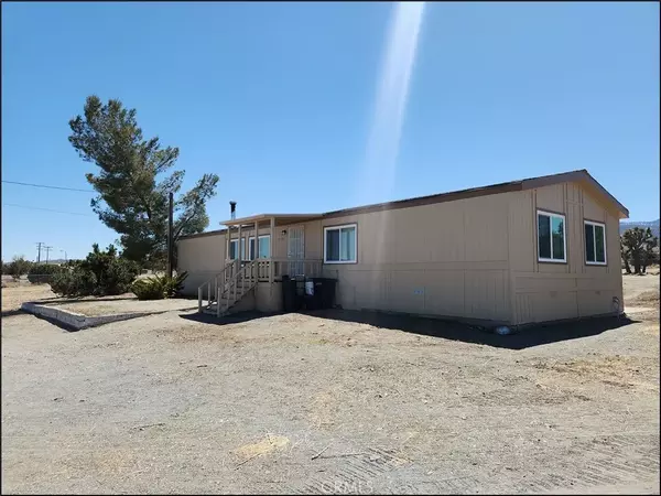 3233 Yucca Terrace Drive, Phelan, CA 92371