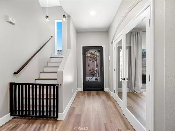 Apple Valley, CA 92307,14112 Kiowa Road #103