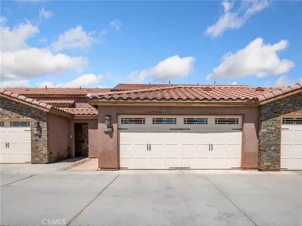 Apple Valley, CA 92307,14112 Kiowa Road #103