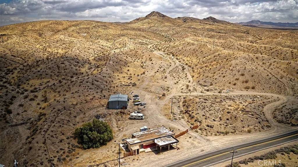 Helendale, CA 92342,27075 National Trails