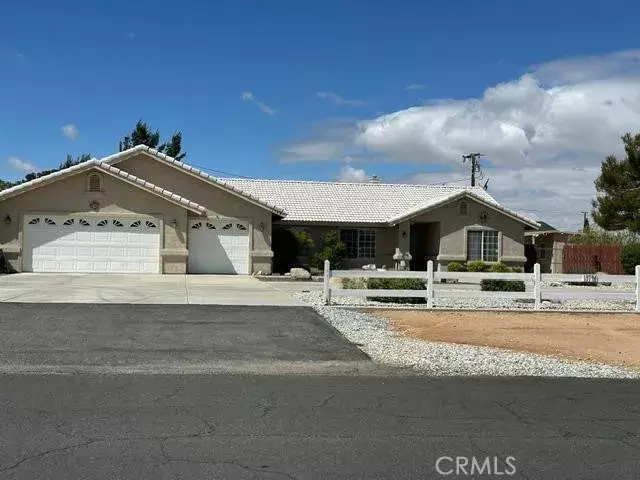 13784 Cronese Road, Apple Valley, CA 92307