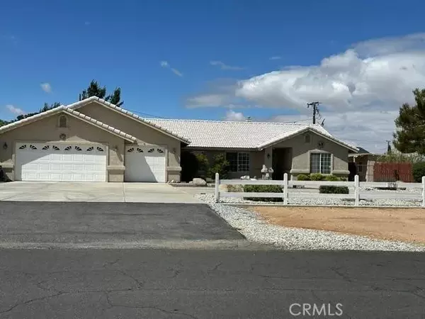 13784 Cronese Road, Apple Valley, CA 92307