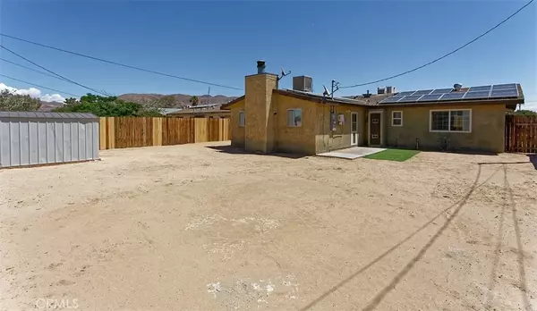 Yermo, CA 92398,35724 Frontier Avenue