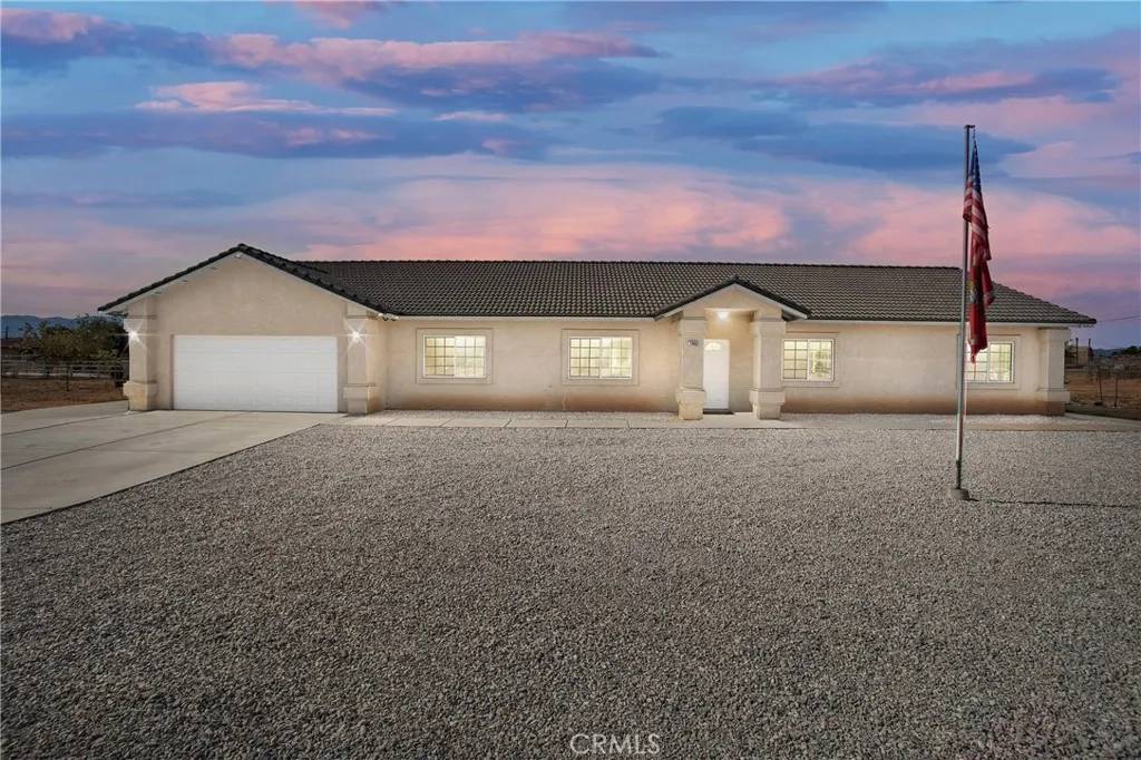 21683 Ramona Road, Apple Valley, CA 92307