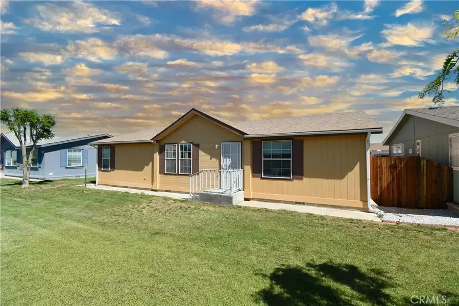 21621 Sandia Rd, Apple Valley, CA 92308