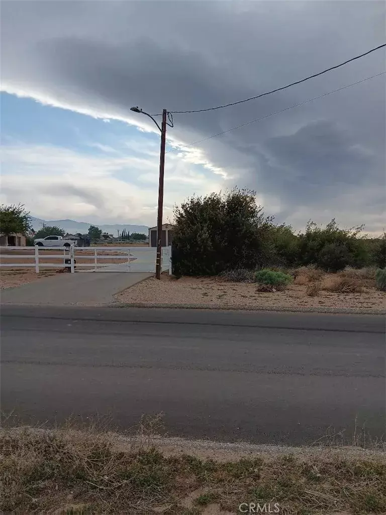 Phelan, CA 92371,7786 Capelin