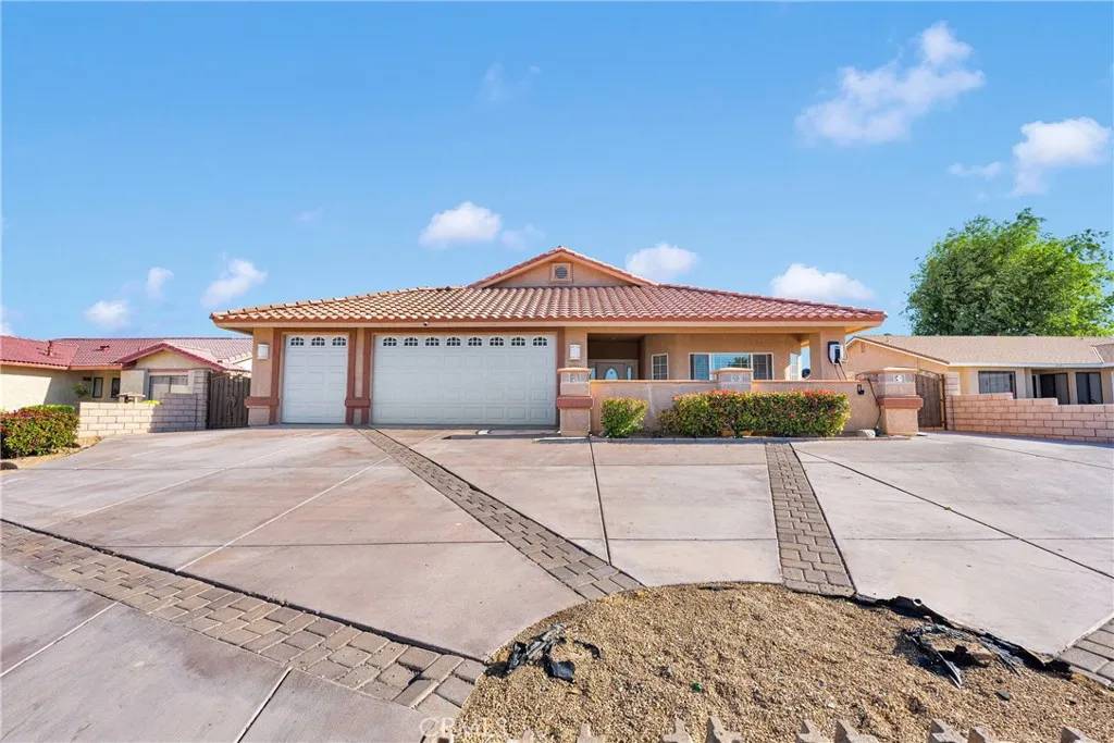 14131 Topmast Drive,  Helendale,  CA 92342
