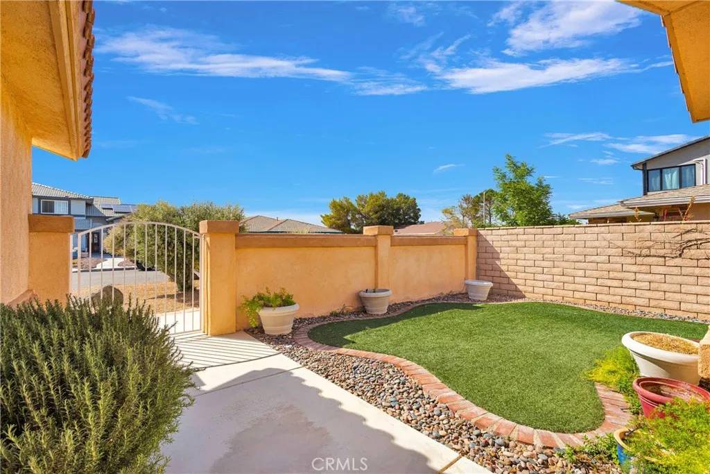 Helendale, CA 92342,26438 Buccaneer Lane