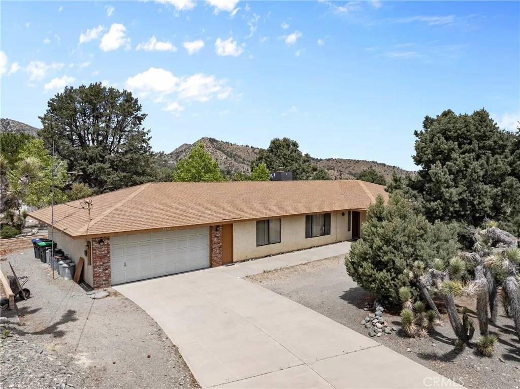 Wrightwood, CA 92397,7370 Scrub Oak Drive