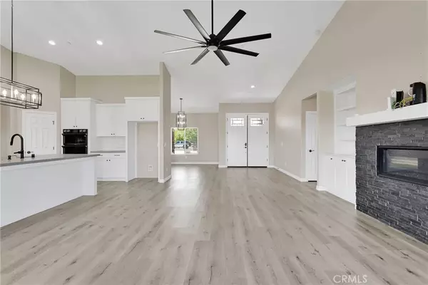 Apple Valley, CA 92307,21192 Zuni Road