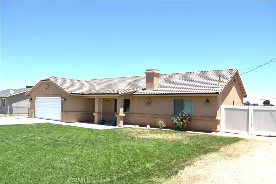 8065 Oxford Avenue, Hesperia, CA 92345