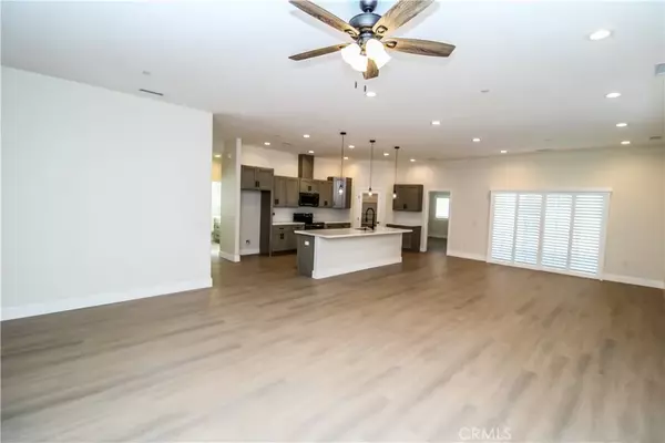 Helendale, CA 92342,14812 Crofton Lane