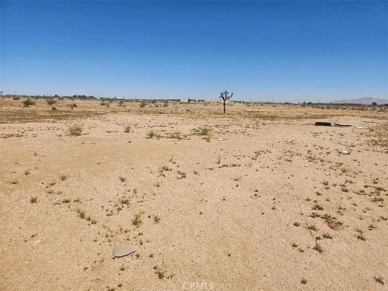 0 Fresno, Hesperia, CA 92345